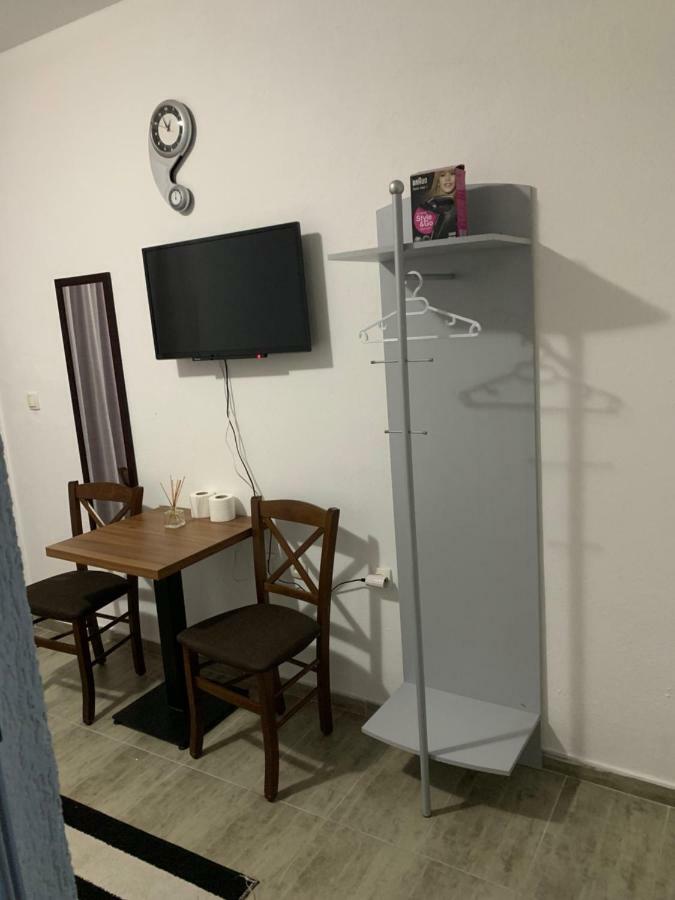 Emro-S Aparthotel Νόβι Πάζαρ Εξωτερικό φωτογραφία