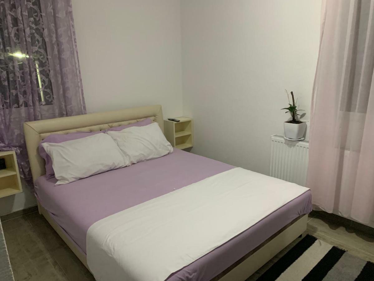 Emro-S Aparthotel Νόβι Πάζαρ Εξωτερικό φωτογραφία